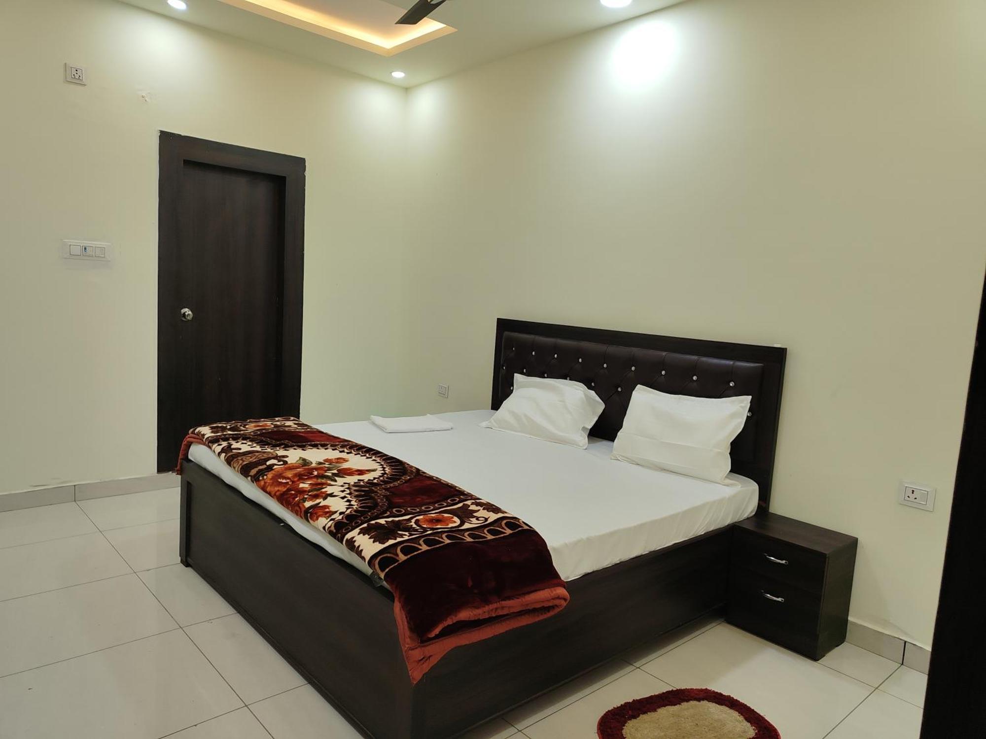 Hotel Dev International Khalilabad Exterior foto